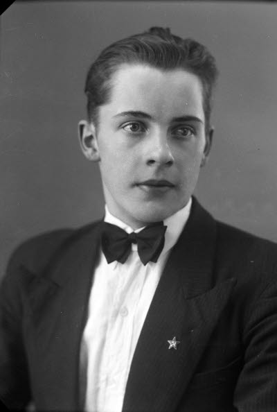 Porträtt av en herre. Ateljefoto.