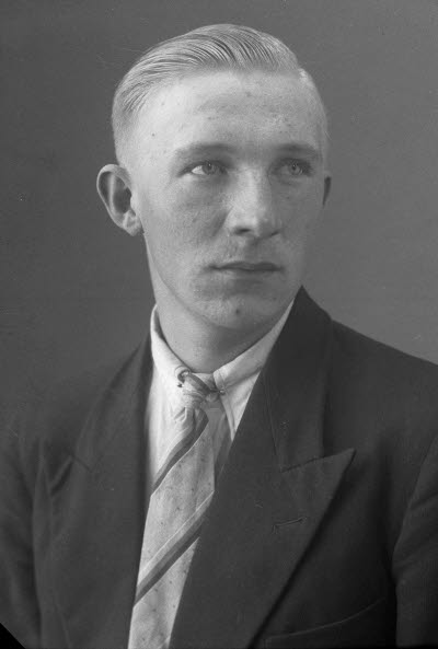 Porträtt av en herre. Ateljefoto.