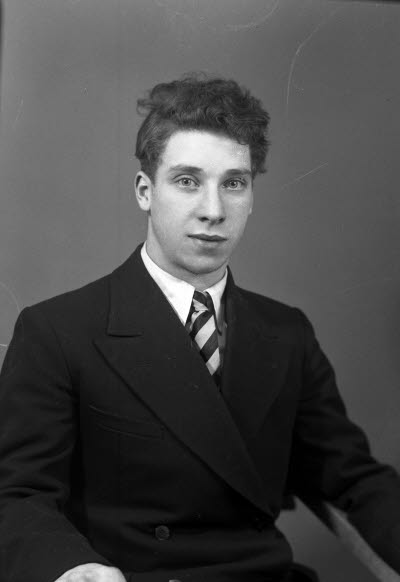 Porträtt av en herre. Ateljefoto.