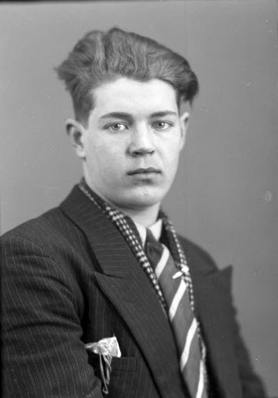 Porträtt av en herre. Ateljefoto.