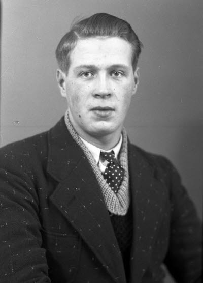 Porträtt av en herre. Ateljefoto.