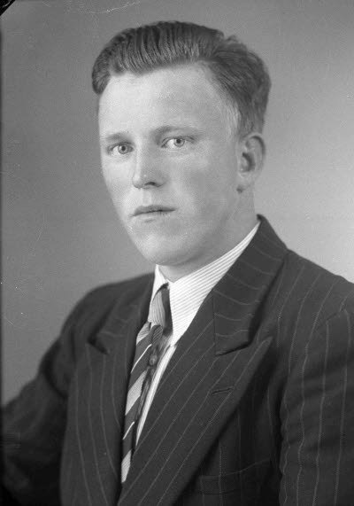 Porträtt av en herre. Ateljefoto.